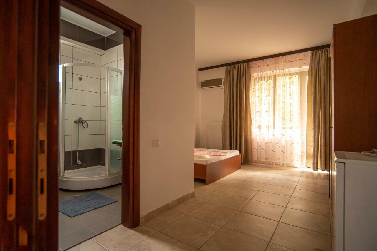 La Papu și Maia Hotel Eforie Sud  Exterior foto
