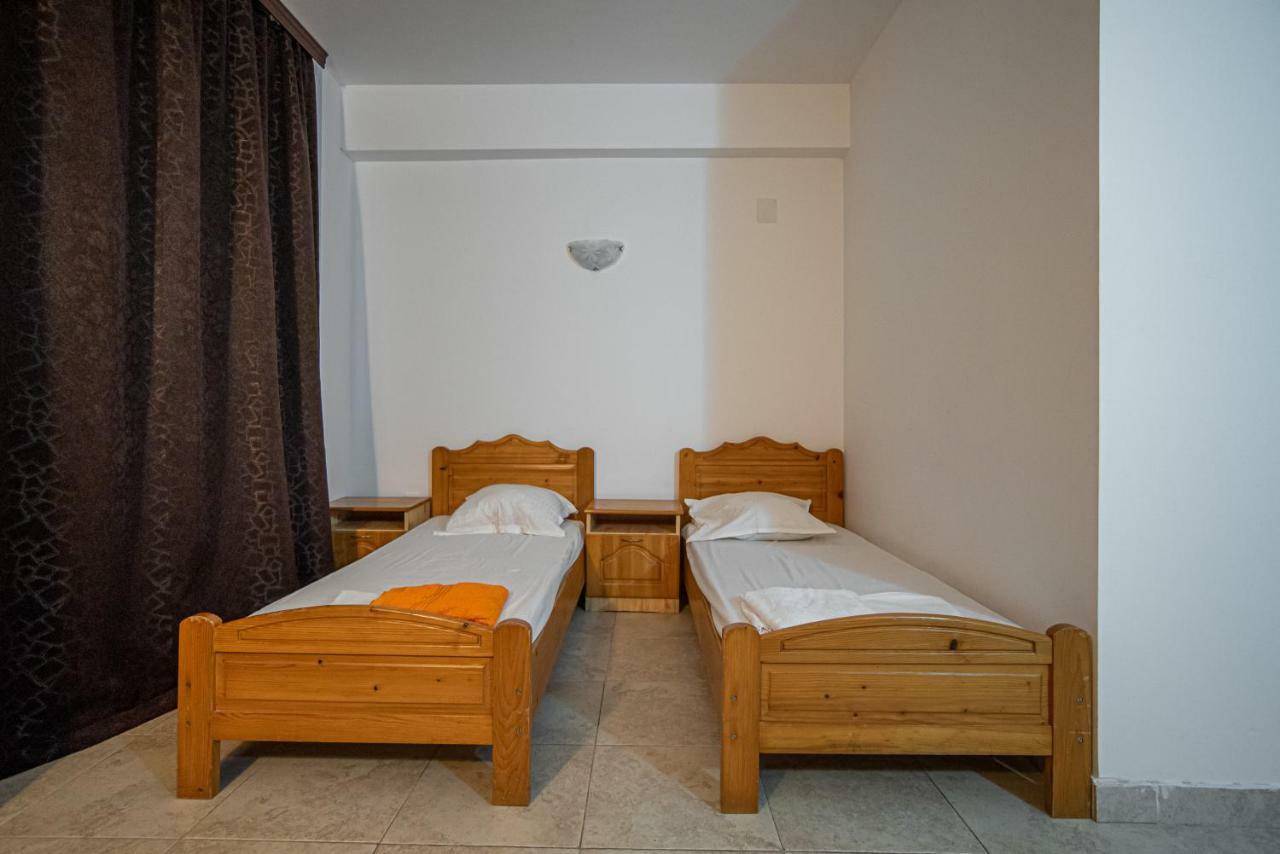 La Papu și Maia Hotel Eforie Sud  Exterior foto
